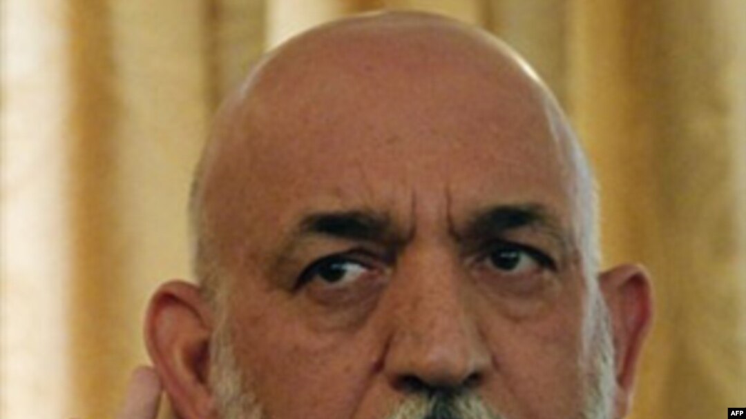 Afg'on rahbarining aytishicha Eron uning idorasiga yilda bir yoki ikki marta 700-975 ming dollar orasida naqd pul yuboradi. AQSh bu haqda biladi, deydi Hamid Karzay. Vashington ham saroyga shunday yordam uzatadi, deydi u.
