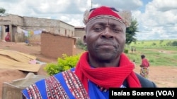 Moisés João, autoridade tradicional do bairro Cahala, Malanje, Angola