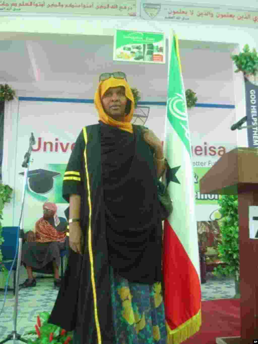 Wasiirka Waxbarashada Somaliland Samsam Abdi Adan