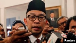 Menteri Keuangan Chatib Basri mengatakan, seharusnya kebijakan baru sektor pertambangan tidak akan menyebabkan pengusaha melakukan PHK (foto: dok). 