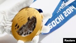Una medalla de oro de las que serán entregadas en los Juegos Paraolímpicos de Sochi.
