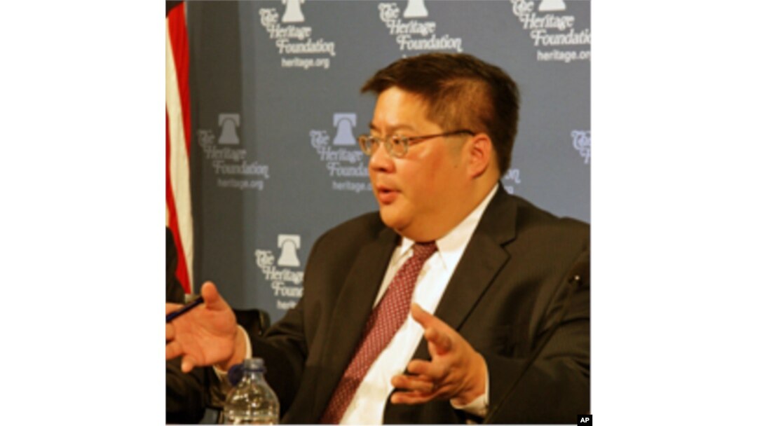 传统基金会研究员成斌