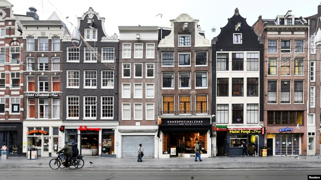 资料照片：阿姆斯特丹街头。(2020年12月15日)(photo:VOA)