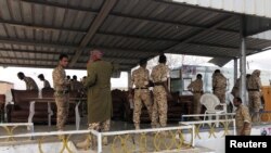 مکان رژه نظامی در یمن که گزارش شد تحت حمله هواپیماهای بدون سرنشین حوثی‌ها قرار گرفته است