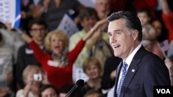 Mitt Romney membawa momentum kemenangan meyakinkan di Florida ke negara bagian Nevada.