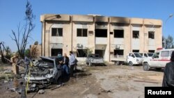 Attaque contre un centre de formation de la police dans la ville de Zliten, Libye, 7 janvier 2015.