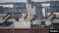 대한민국 평택의 미군 기지에 배치된 미 패트리어트 미사일 방어 시스템.