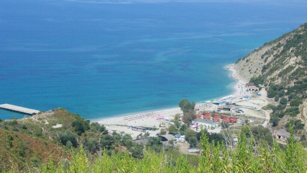 Arrestime në Vlorë për pronat e bregdetit jugor