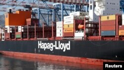 컨테이너선에 적힌 하팍로이드(Hapag-Lloyd) 로고 (자료사진)