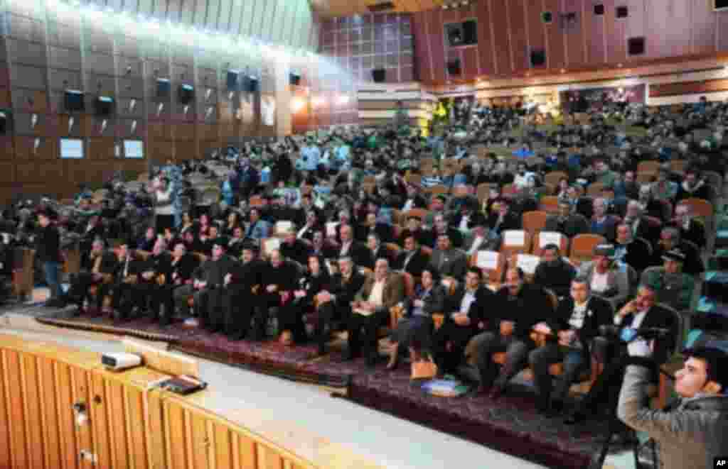 بابه‌ تاهیری هه‌مه‌دانی