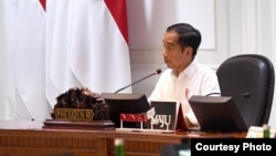 Presiden Joko Widodo saat memimpin rapat Kabinet di Istana Kepresidenan, Jakarta (Foto: Biro Setpres)