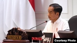 Presiden Joko Widodo saat memimpin rapat Kabinet Indonesia Maju di Istana Kepresidenan, Jakarta, Rabu, 11 Maret 2020. (Foto: Biro Setpres)