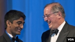 Sedamnaestogodišnji Nithin Tumma dobitnik je Intelove nagrade od 100 tisuća dolara