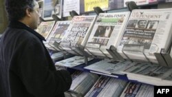 Qeveritë fillojnë të analizojnë përmbajtjen e mesazheve në WikiLeaks