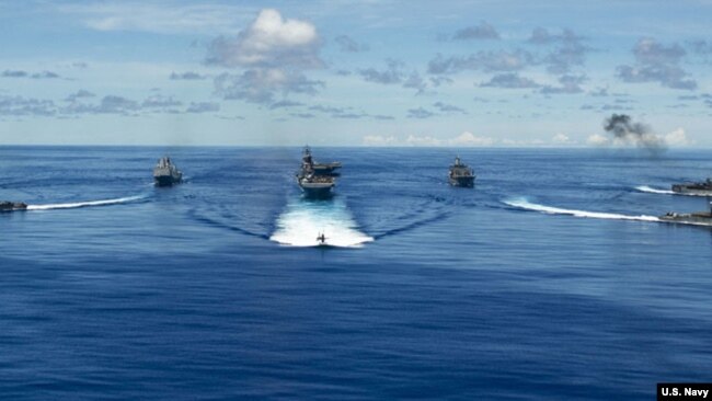 美国海军“里根”号航母打击群9月25日在菲律宾海完成了2020“坚强盾牌”（Valiant Shield 2020）联合演习。