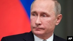 Tổng thống Nga Vladimir Putin ngày càng dựa vào những vụ tấn công tin tặc để gây ảnh hưởng và tấn công những kẻ thù địa chính trị?