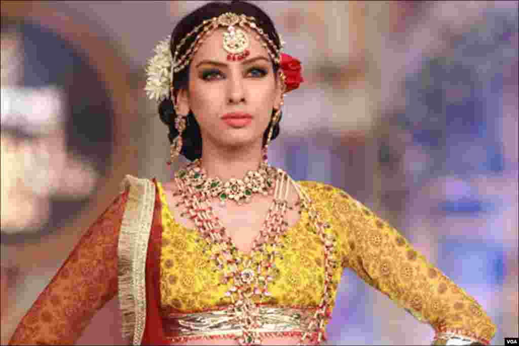 &nbsp;برائیڈل شو2013ء