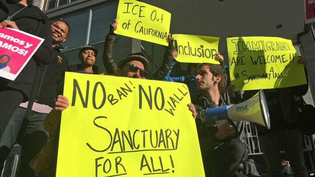 Alcaldes de diferentes ciudades del país anunciaron que no participarían de la reunión con el presidente Trump en la Casa Blanca en respuesta a la orden emitida por el Departamento de Justicia contra las ciudades santuario.