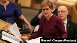 Scotland's First Minister Nicola Sturgeon attends First Minister's Questions in the Scottish Parliament in Edinburgh, Scotland, Britain, December 19, 2019. (REUTERS/Russell Cheyne)