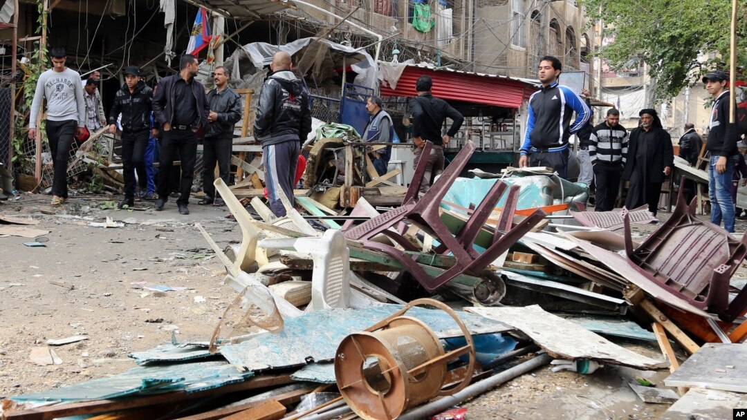 Bom nổ tại một quán cà phê ở Bayaa, khu Baghdad, 21/11/13