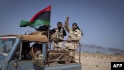 Kryengritësit libianë rimarrin disa qytete bregdetare