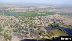Le village de Ngouboua, sur le lac Tchad, attaqué par Boko Haram en février 2015. (REUTERS/Madjiasra Nako)