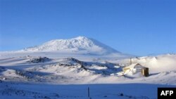 Eksplorimi i Arktikut, shkencëtarët kërkojnë shenja jete nën shtresat e Antarktidës