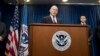 وزیر امنیت داخلی آمریکا: دو تابعیتی‌ها می توانند به آمریکا سفر کنند 