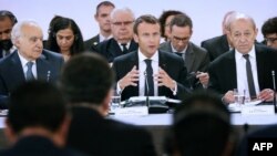 Le président français Emmanuel Macron lors d'une conférence internationale sur la Libye, Paris, le 29 mai 2018.