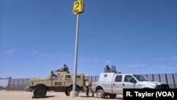 La Guardia fronteriza de EE.UU. vigila el sector de Yuma en San Luis, Arizona.