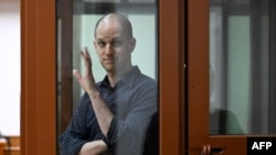Журналист Эван Гершкович в ходе заседания суда в Екатеринбурге. 