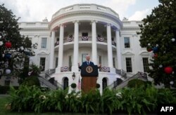 El presidente de los Estados Unidos, Joe Biden, habla durante las celebraciones del Día de la Independencia en el Jardín Sur de la Casa Blanca en Washington, DC, 4 de julio de 2021. (Foto de ANDREW CABALLERO-REYNOLDS / AFP)