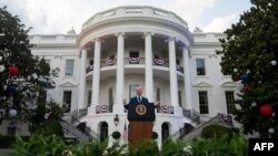 El presidente de EE. UU., Joe Biden, se dirige a la prensa el 4 de julio de 2021 en la Casa Blanca, Washington DC.