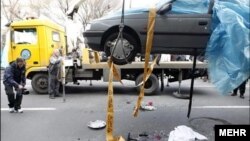 خودروی احمدی روشن، کارشناس هسته ای ایران پس از ترور او 
