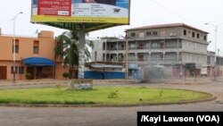 Un carrefour à Lomé, Togo, 19 octobre 2017. (VOA/Kayi Lawson)