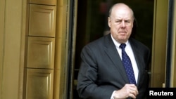 Pengacara John Dowd di Pengadilan Federal Manhattan, New York, 11 Mei 2011 (Foto: dok). 