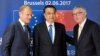 From left, European Council President Donald Tusk, Chinese Premier Li Keqiang and EU Commission President Jean-Claude Juncker pose during an EU-China summit in Brussels, Belgium, June 2, 2017. 
