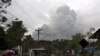 Núi lửa Indonesia lại phun trào