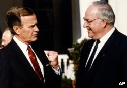 Helmut Kohl y George Bush. Nov. 15 de 1988.