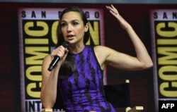 Gal Gadot di acara Comic Con, San Diego, 21 Juli 2018 lalu (dok: Chris Delmas / AFP)