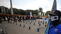 အင်ဒိုနီးရှား အလုပ်သမားတွေ မေဒေးနေ့ ထောင်ချီဆန္ဒပြ