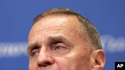 Τζόουνς: Απαραίτητη η συνεργασία ΗΠΑ-Ρωσίας για την καταπολέμηση του οργανωμένου εγκλήματος