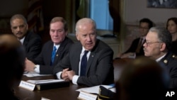Vice President Joe Biden (center) with members of gun violence task force meet at White House Dec. 20, 2012