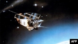 Një satelit gjerman pritet të rihyjë në atmosferën e Tokës