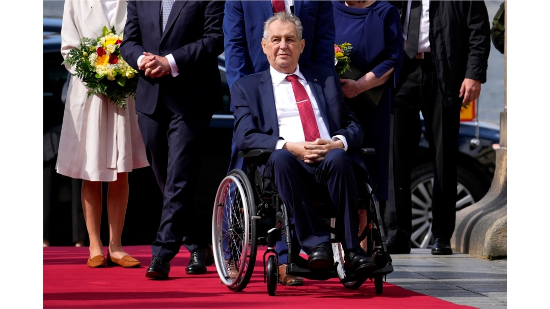 Predsjednik Češke Republike Miloš Zeman učestvuje u zvaničnoj ceremoniji u Praškom zamku, 26. avgusta 2021.
