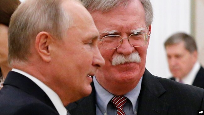 俄罗斯总统普京与美国国家安全事务顾问博尔顿