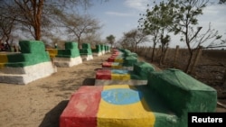 Un tombeau de martyrs éthiopiens tués pendant la guerre entre l'Ethiopie et l'Erythrée a combattu entre 1998 et 2000 à Badme, le 8 juin 2018.