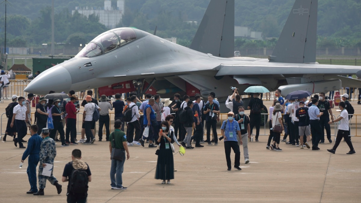 珠海航展落幕 专家评中国新武器和无人机研发