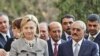 Clinton Backs Yemeni Efforts Against al-Qaida