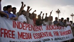 پاکستان میں آزادی صحافت کے لیے وقتاً فوقتاً احتجاجی مظاہرے بھی ہوتے ہیں۔